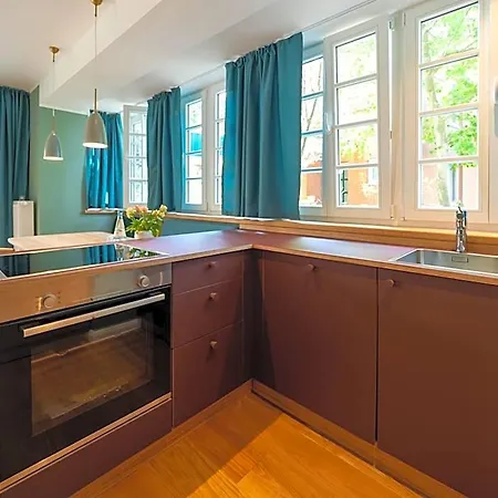 Hotel Kuenstlerherberge 3*
