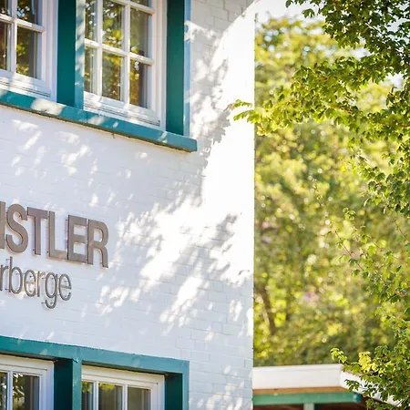 Hotel Kuenstlerherberge 3*